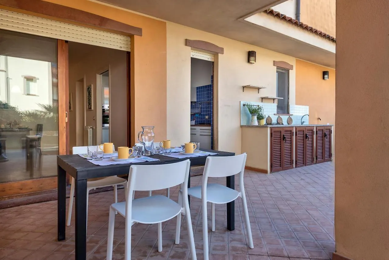 Sardinia Re - Borgo 66 Apartamento Alghero 0*,  Itália